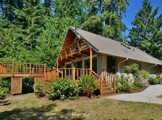 4990 NE Hood Canal Pl, Hansville, WA 98340