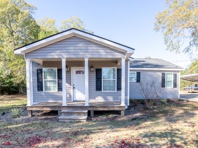 277 Saunders St SW, Pelham, GA, 31779
