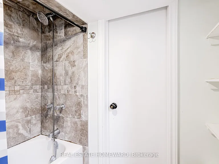 113 Porchester Dr #BASEMENT — Photo 28