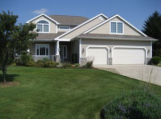 111 Bridle Path Ln, Niles, MI 49120