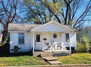 1512 Ozark St, Rolla, MO 65401