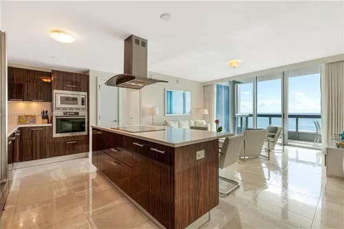 6899 Collins Ave #701 Photo 1