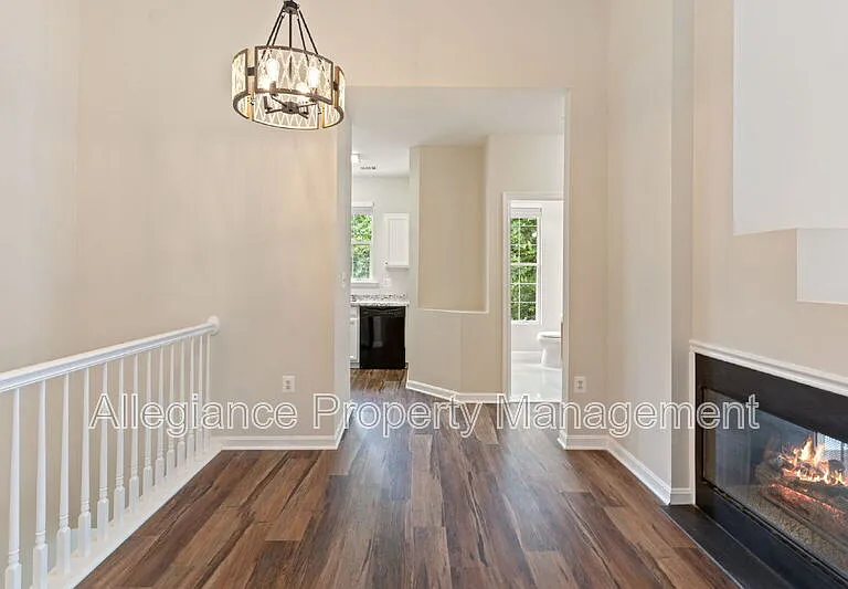 11400 Windleaf Ct #R — Photo 9