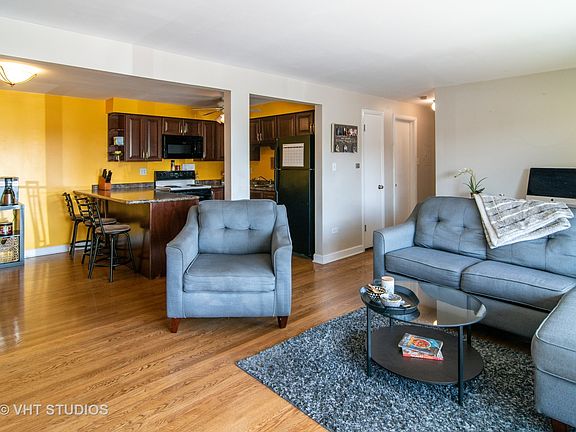 4th image of 905 S 8th Ave #8