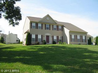 1413 Henshaw Rd, Inwood, WV 25428