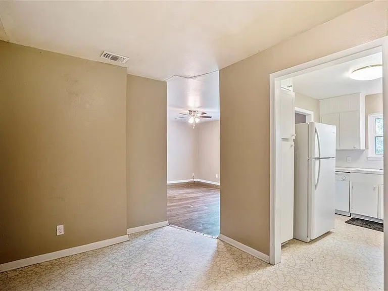 3534 Midwest Dr #B — Photo 10
