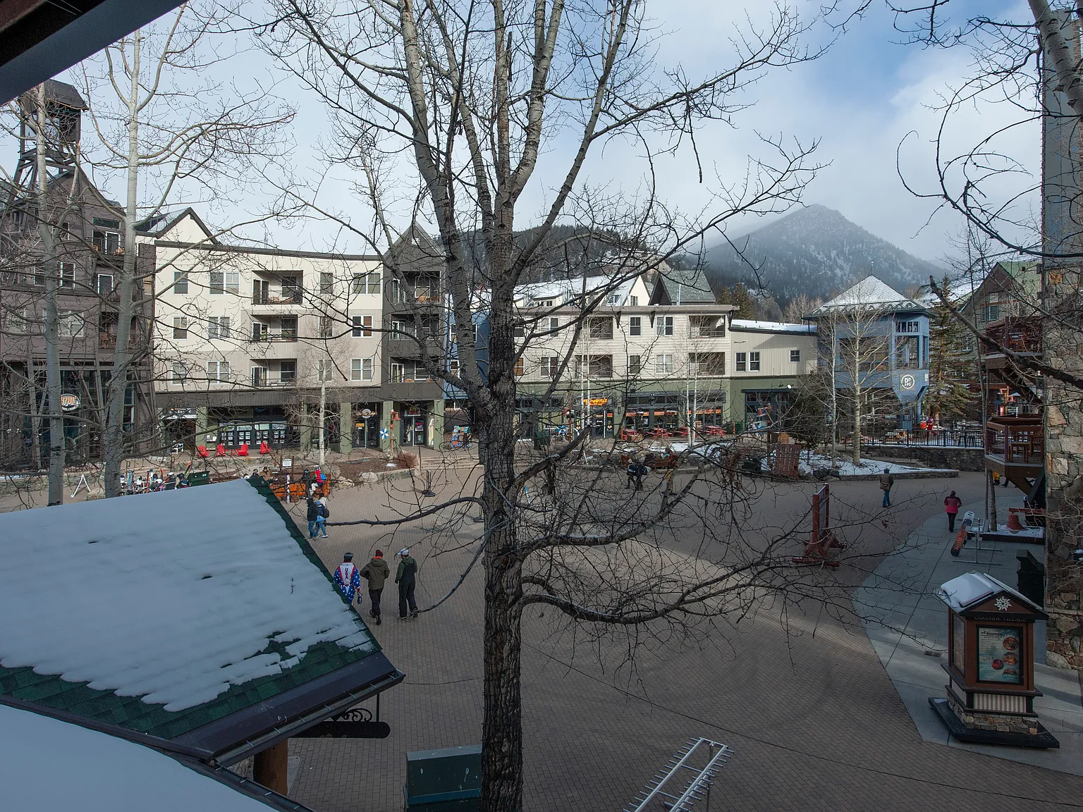 1 bed, 825 sqft, $8,000 — Photo 4