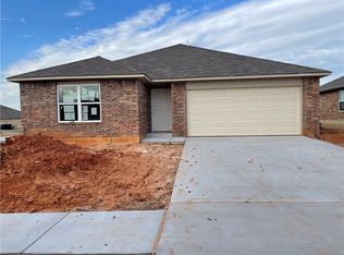 11117 NW 98th St, Yukon, OK 73099