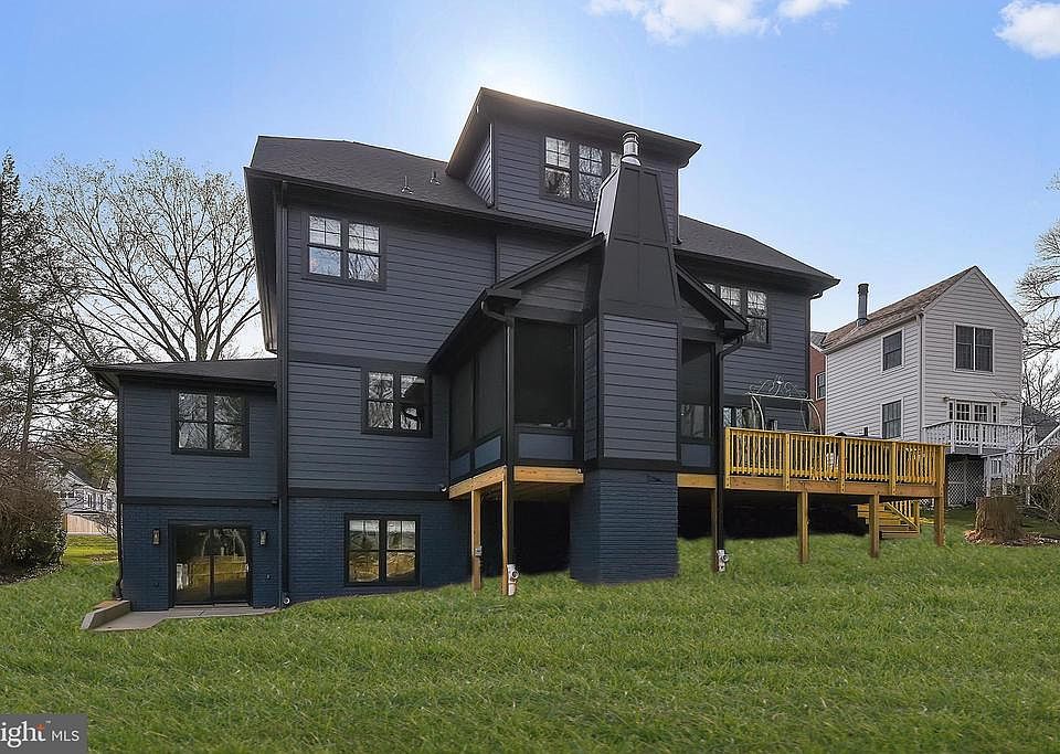 2nd image of 7031 Wilson Ln