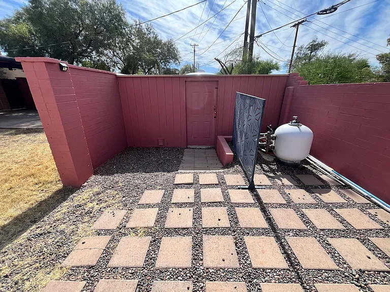 7641 E Palma St — Photo 31