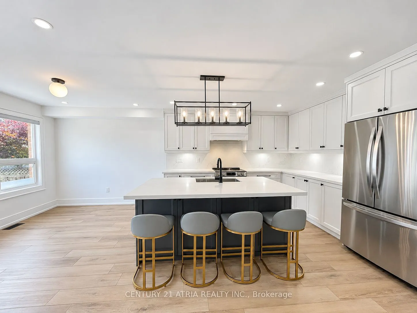 3 bed, $3,700 — Photo 4