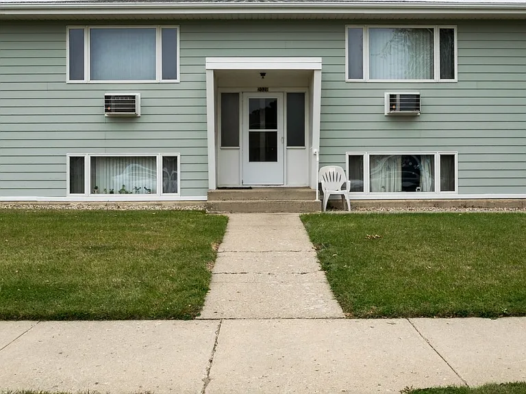 Cozy 4-Plex's Located on Minot's North Hill! 2028-2048 5th Street NW — Photo 26