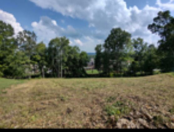 2nd image of 3356 Whispering Oaks Dr
