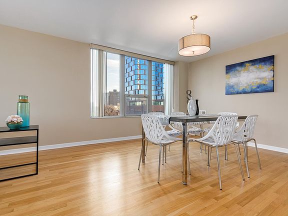 3rd image of 5201 S Cornell Ave APT 5E