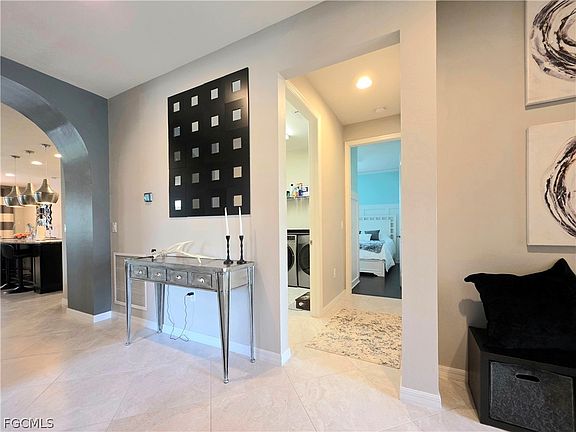 4th image of 10805 Dennington Rd