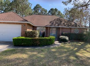 7015 Snug Waters Rd, Navarre, FL 32566