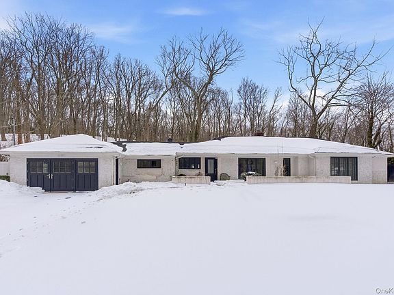 2nd image of 80 Hollow Road