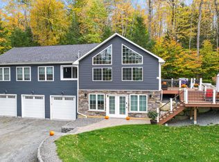 39 Osprey Dr, Saint Albans, ME 04971