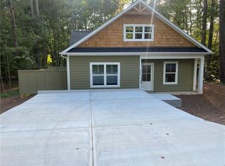 208 Hillside Dr, Waleska, GA