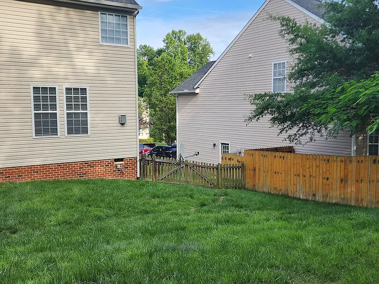 2608 Water Race Ct — Photo 48