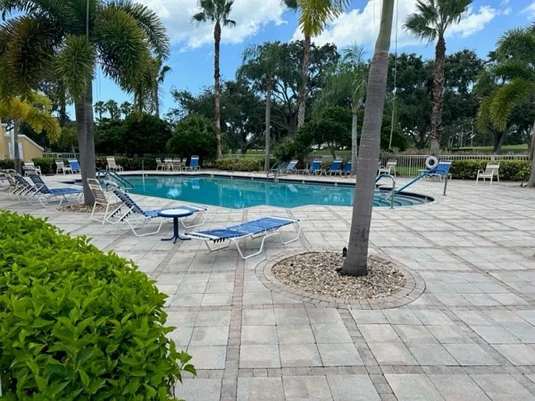 5020 Fairways Cir #J205 — Photo 27