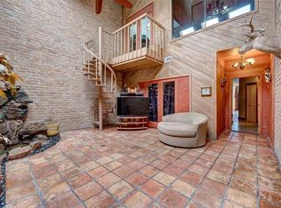 5141 Del Monte Dr, Houston, TX 77056