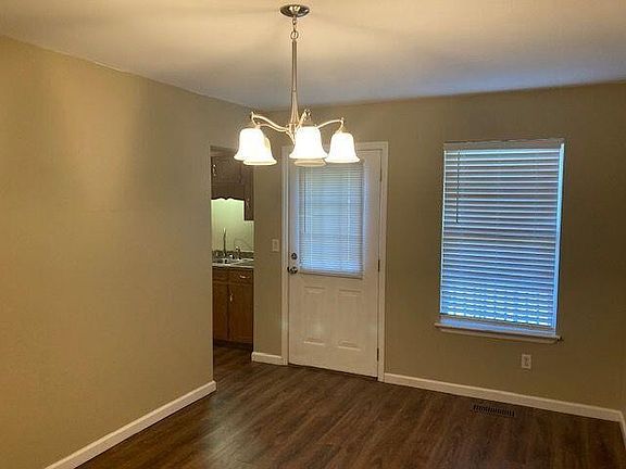 3rd image of 168 Cross Way