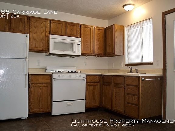 3rd image of 268 Carriage Ln SW