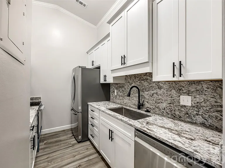 4158 Charlotte Hwy #F — Photo 10