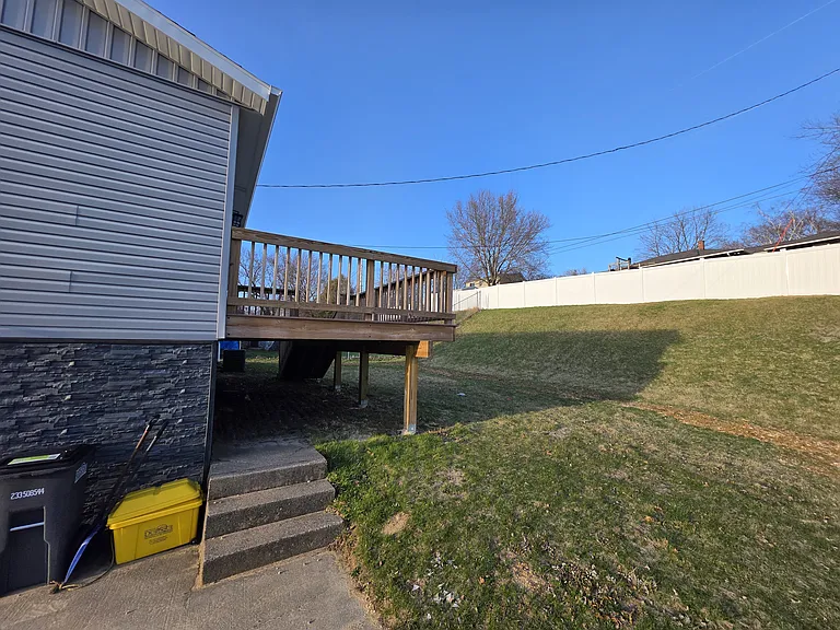 1612 Butterfield Rd — Photo 20