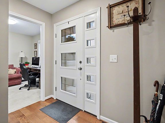 4th image of 4712 Balmoral Dr