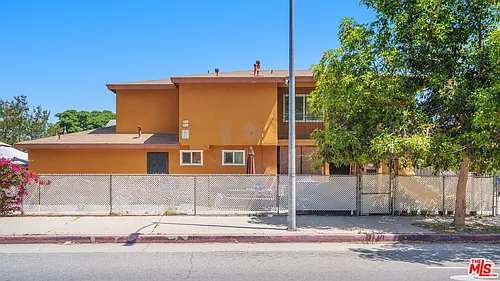 1361 Riverside Dr Photo 1