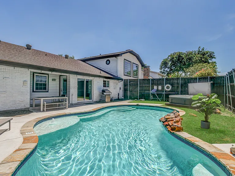 1205 Hillsdale Dr — Photo 33