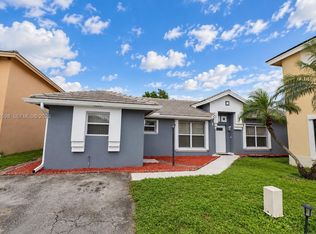 18825 NW 52nd Ct, Opa Locka, FL 33055