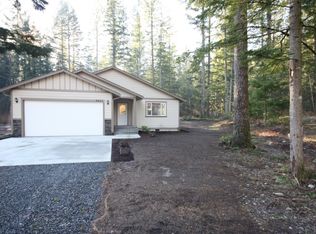 8427 Hazel Ct, Maple Falls, WA 98266