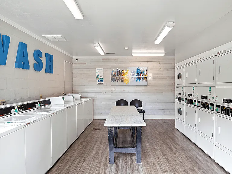 Laundry Facility On-Site