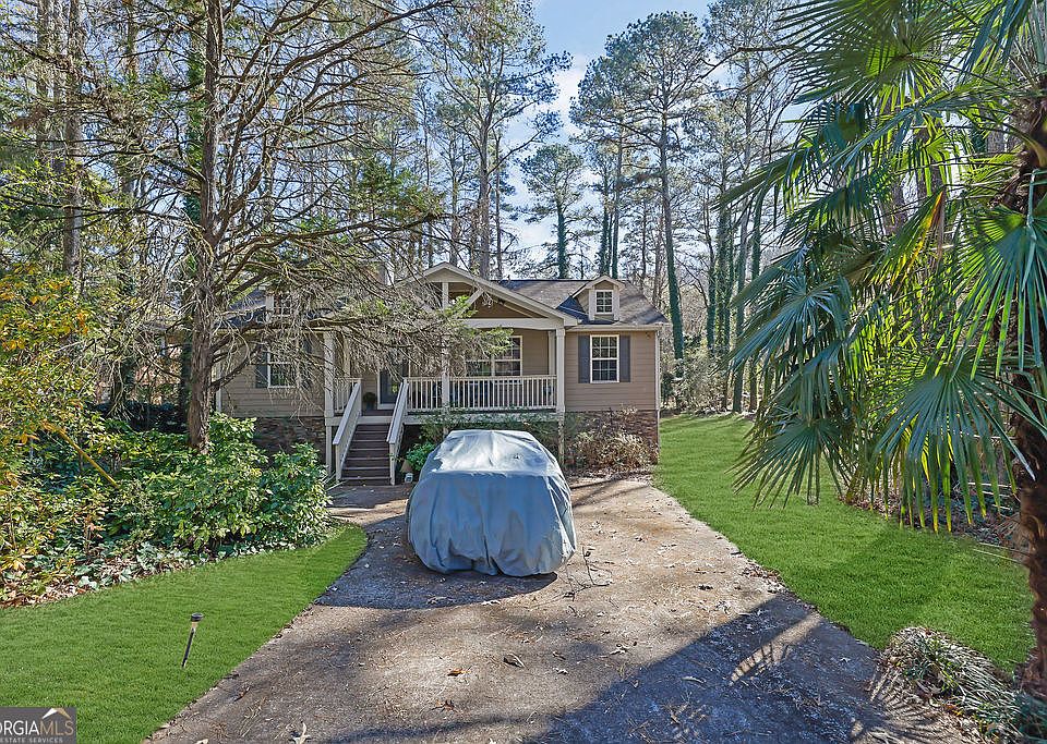 1st image of 108 Jennifer Ln NW