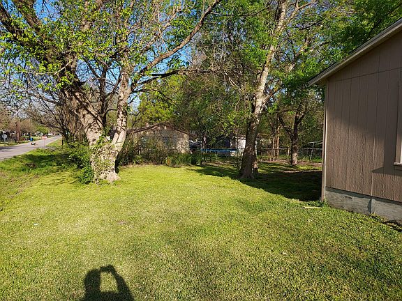 4th image of 501 N Wilson St