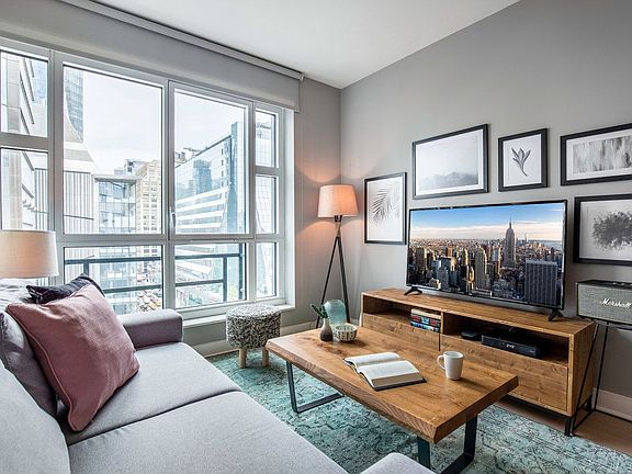 3rd image of 500 W 30th St APT 12H