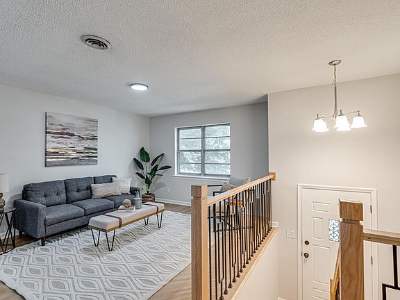 5th image of 9158 Westminister Circle Dr