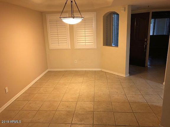4th image of 5104 N 32nd St Unit 132