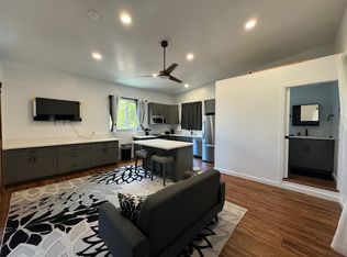 320 Ala Malama Ave #B, Kaunakakai, HI 96748