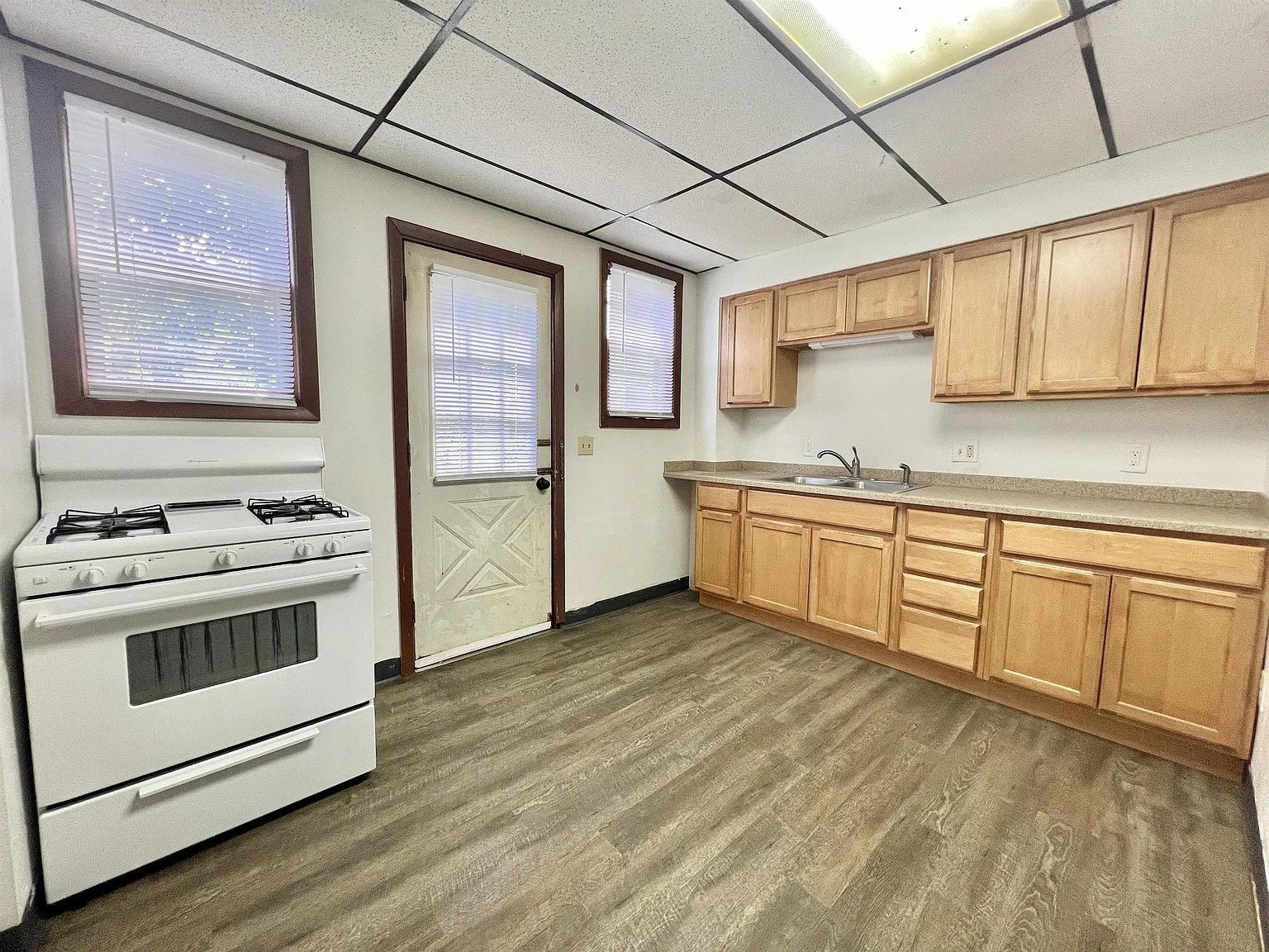 405 West Racine Street - 1 — Photo 2