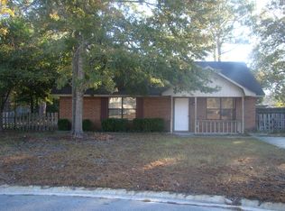 803 Ledgewood Cir, Hinesville, GA 31313
