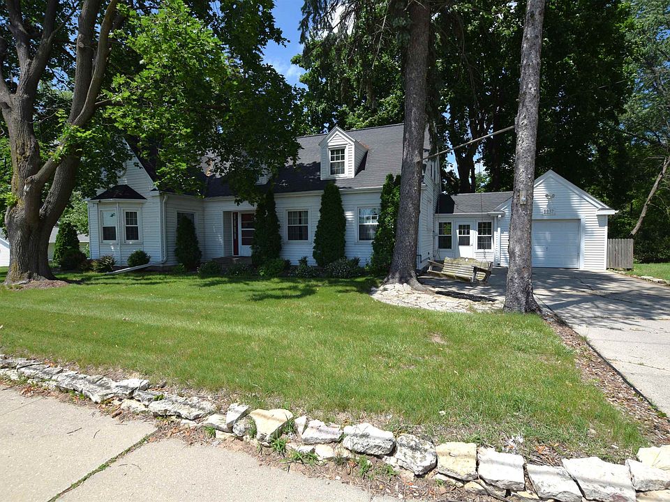 2237 Deckner Ave, Green Bay, WI 54302 Zillow