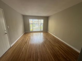 4133 Somerset Dr #35-A, Los Angeles, CA 90008
