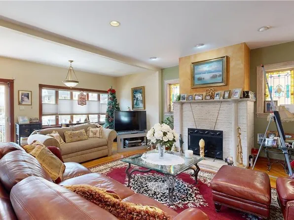 949 72nd Street image 6 of 33