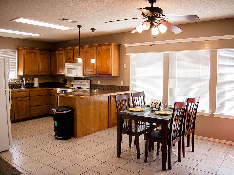 Large kitchen 