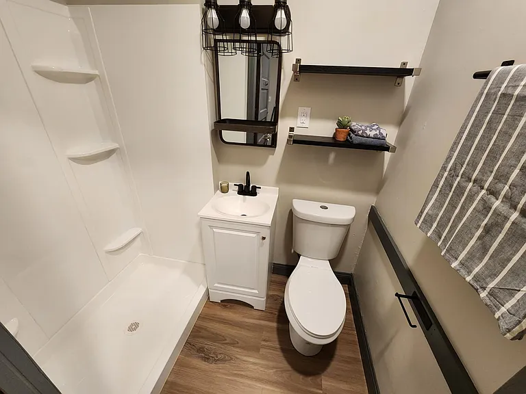 723 N Lime St #1 — Photo 8