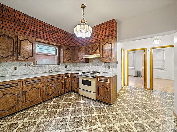 3rd image of 68-40 78th St #3